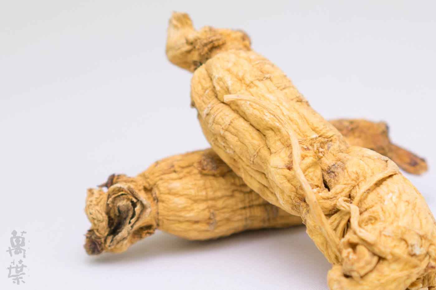 野草酵素萬葉[まんよう]の原材料こうらいにんじん(高麗人参)