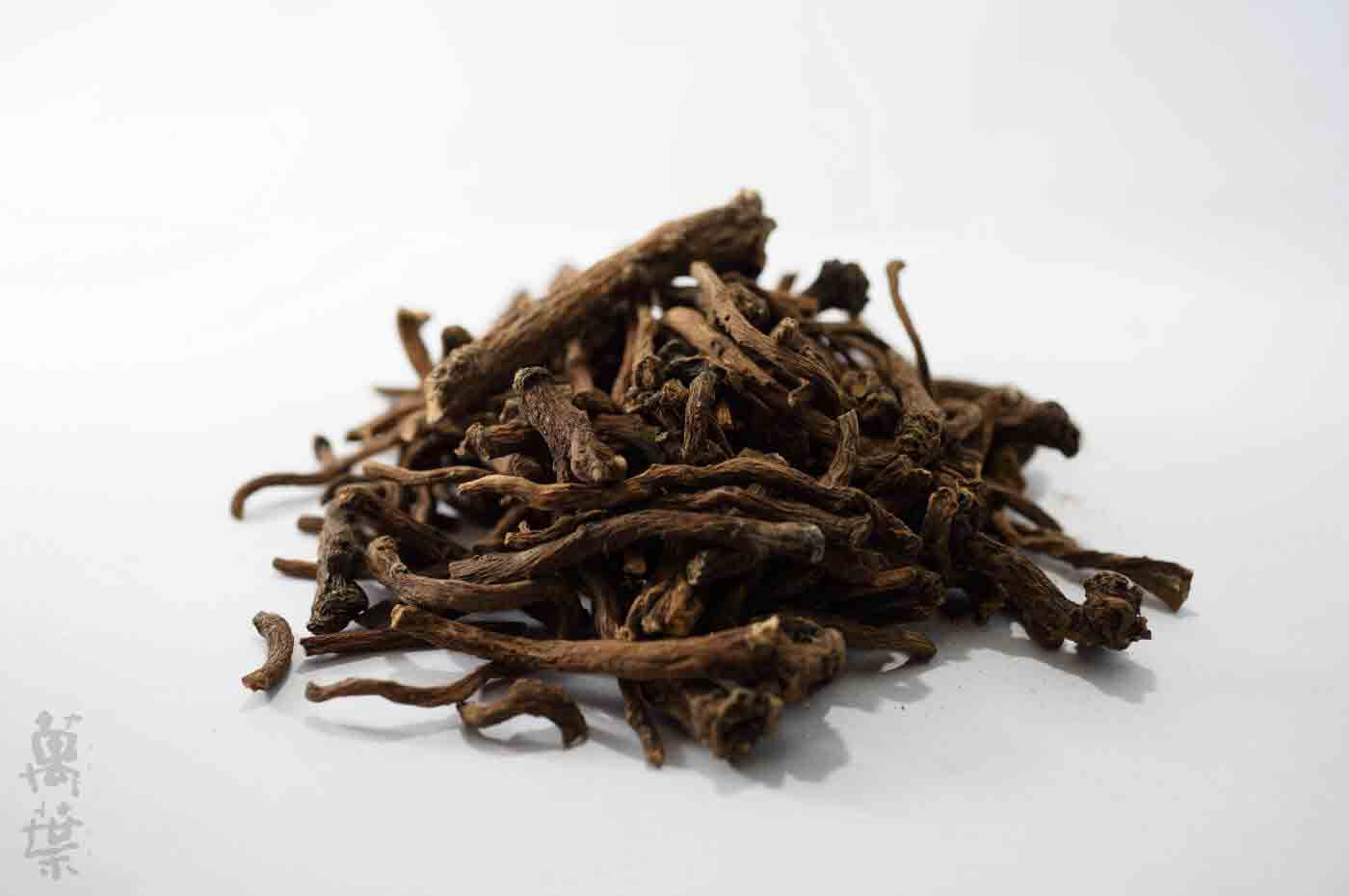 野草酵素萬葉[まんよう]の原材料たんぽぽのね(蒲公英の根)