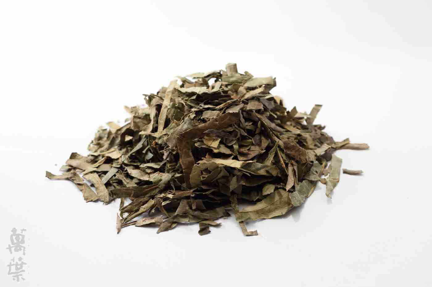 野草酵素萬葉[まんよう]の原材料びわよう(枇杷葉)